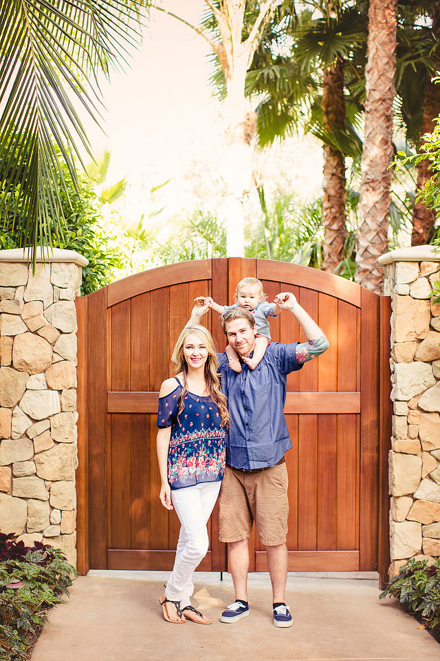 family photographer at the Grand Tradition in Fallbrook, CA