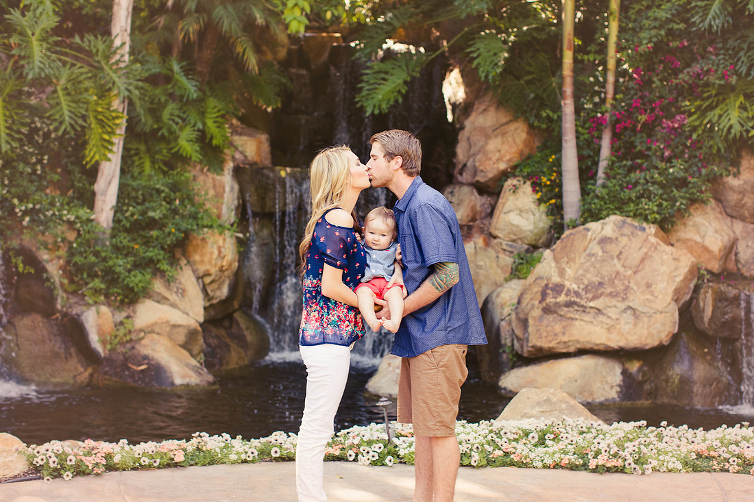 family photographer at the Grand Tradition in Fallbrook, CA