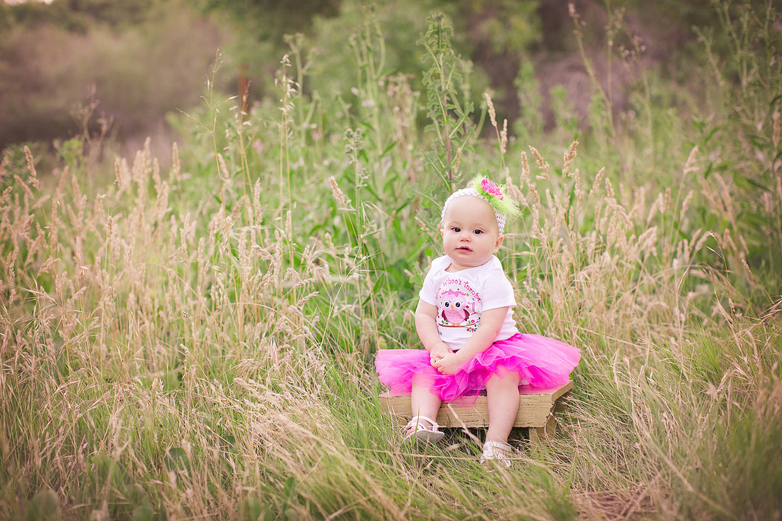 Child photographer Los Jilgueros Preserve in Fallbrook, CA